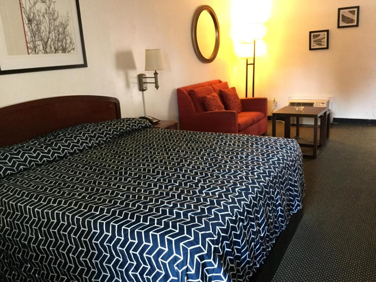 American Inn Metter Экстерьер фото